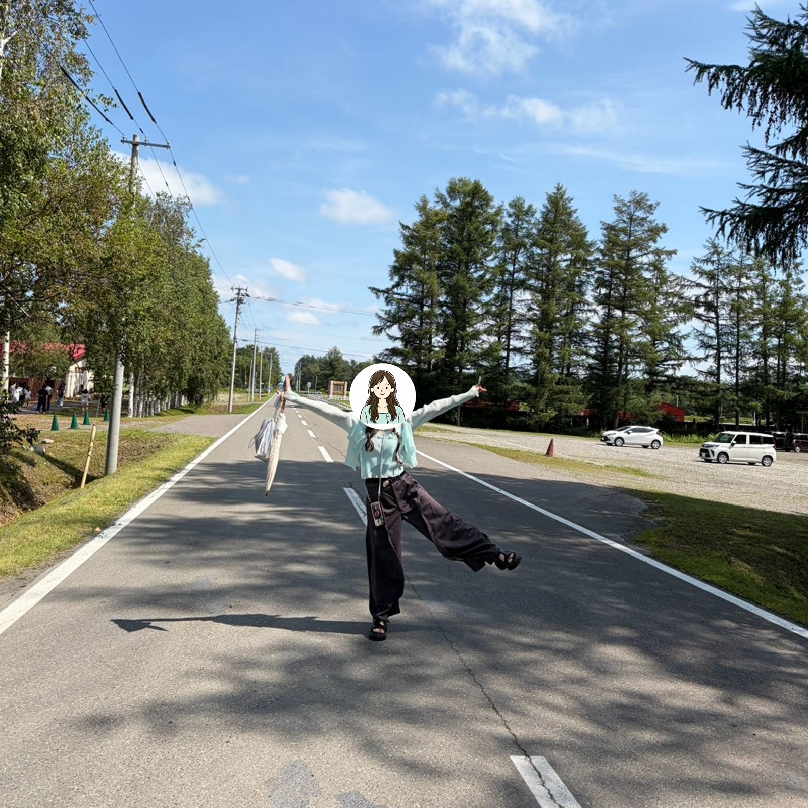 北海道旅行中の並木道での記念写真